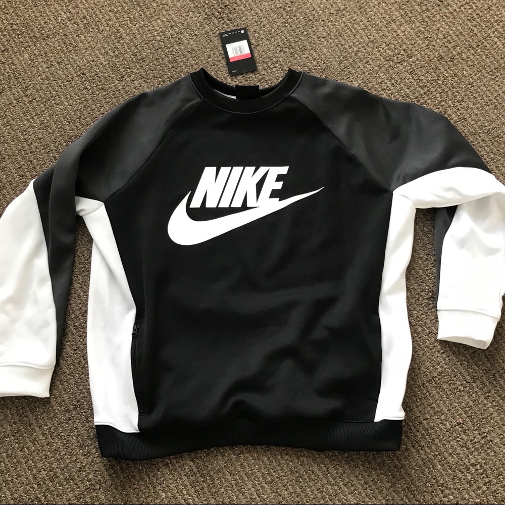 Nike Sweater